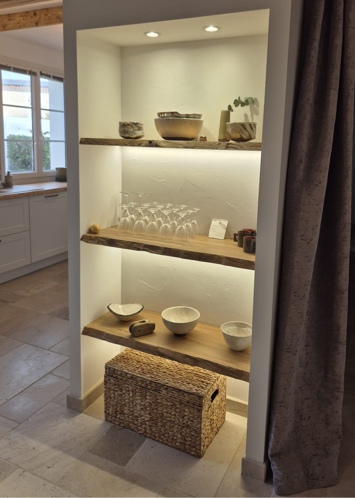 Étagères sur mesure, rénovation intérieure